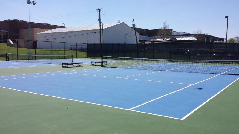 Oasis 3 Near Dfw Airport With Mediterranean Setting Irving Esterno foto