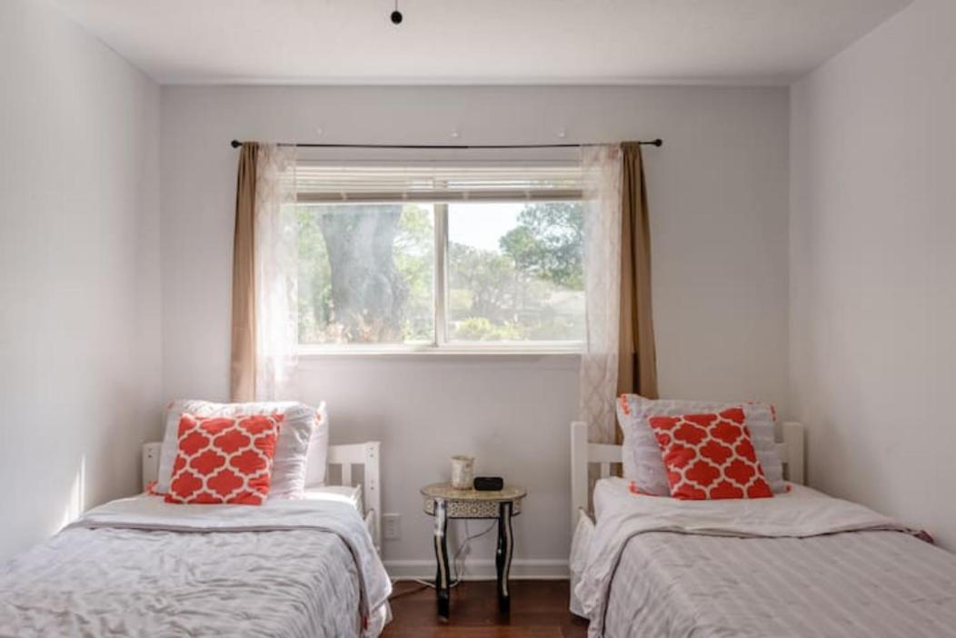Oasis 3 Near Dfw Airport With Mediterranean Setting Irving Esterno foto